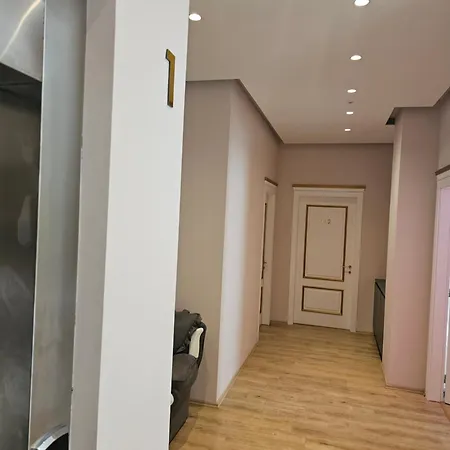 Hotel 3a *